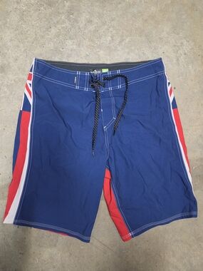 Quiksilver Men's Hawaiian Flag  Board Shorts Waist 32